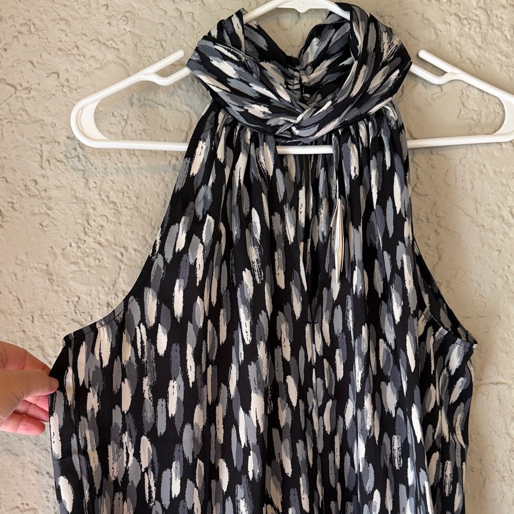 NWT Banana Republic Navy and Grey High-Neck Sleeveless Blouse